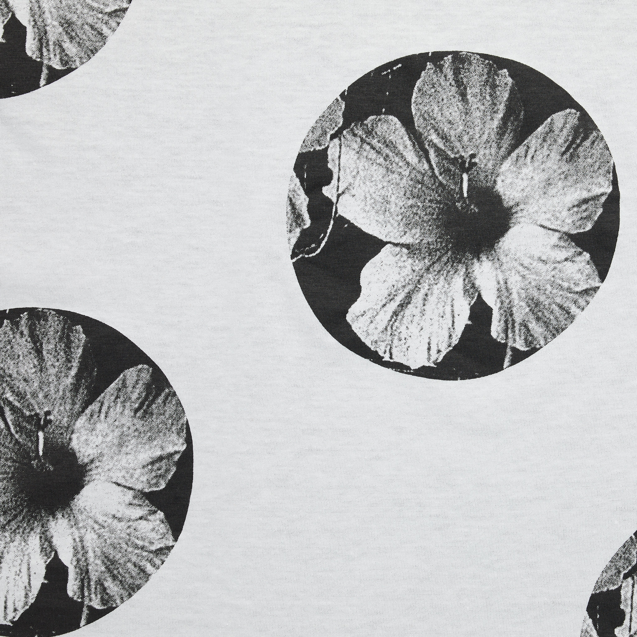 100% Organic Cotton Jersey Floral Print - White