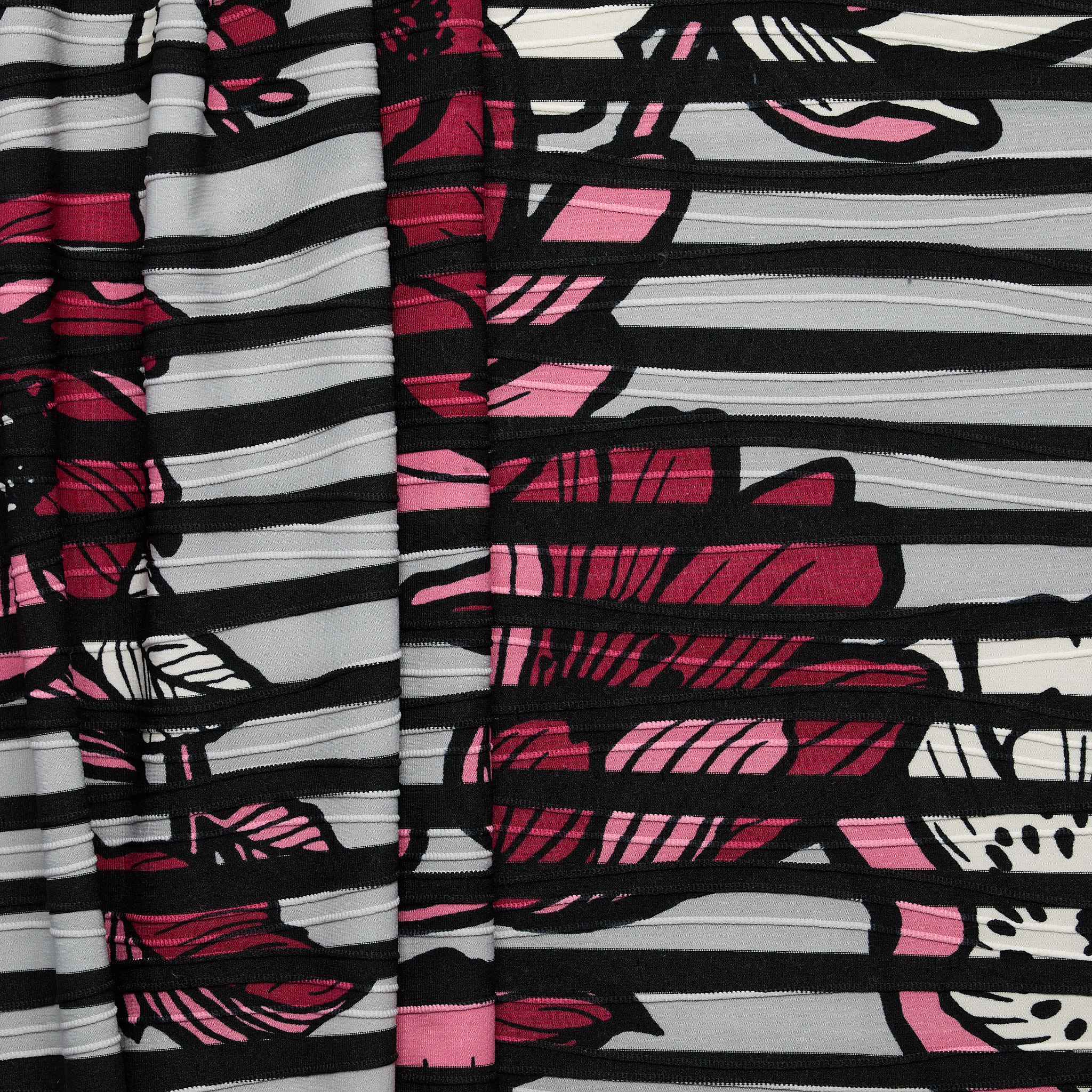 Folklore Floral Print Jacquard Knit - Silver/ Pink/ Black