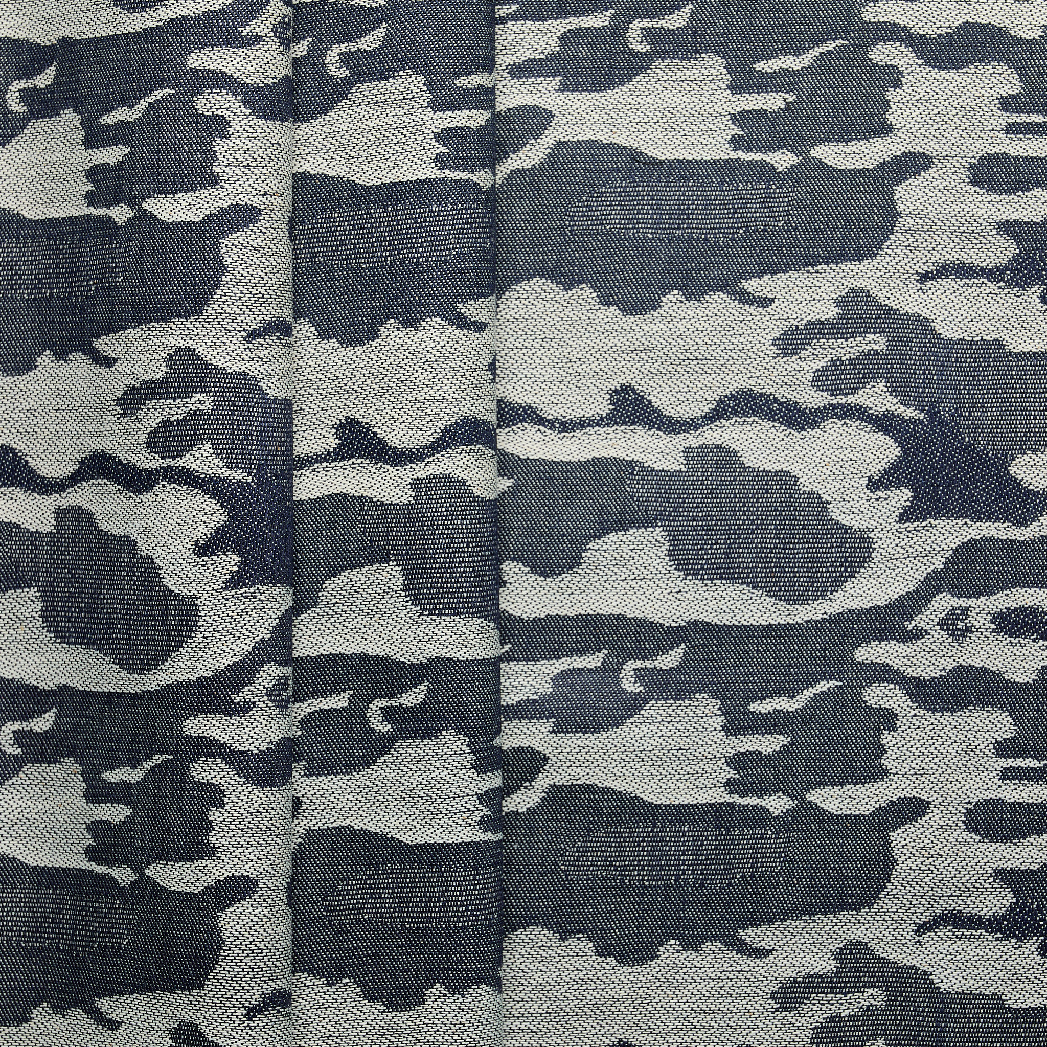 Camo Canvas - Grey