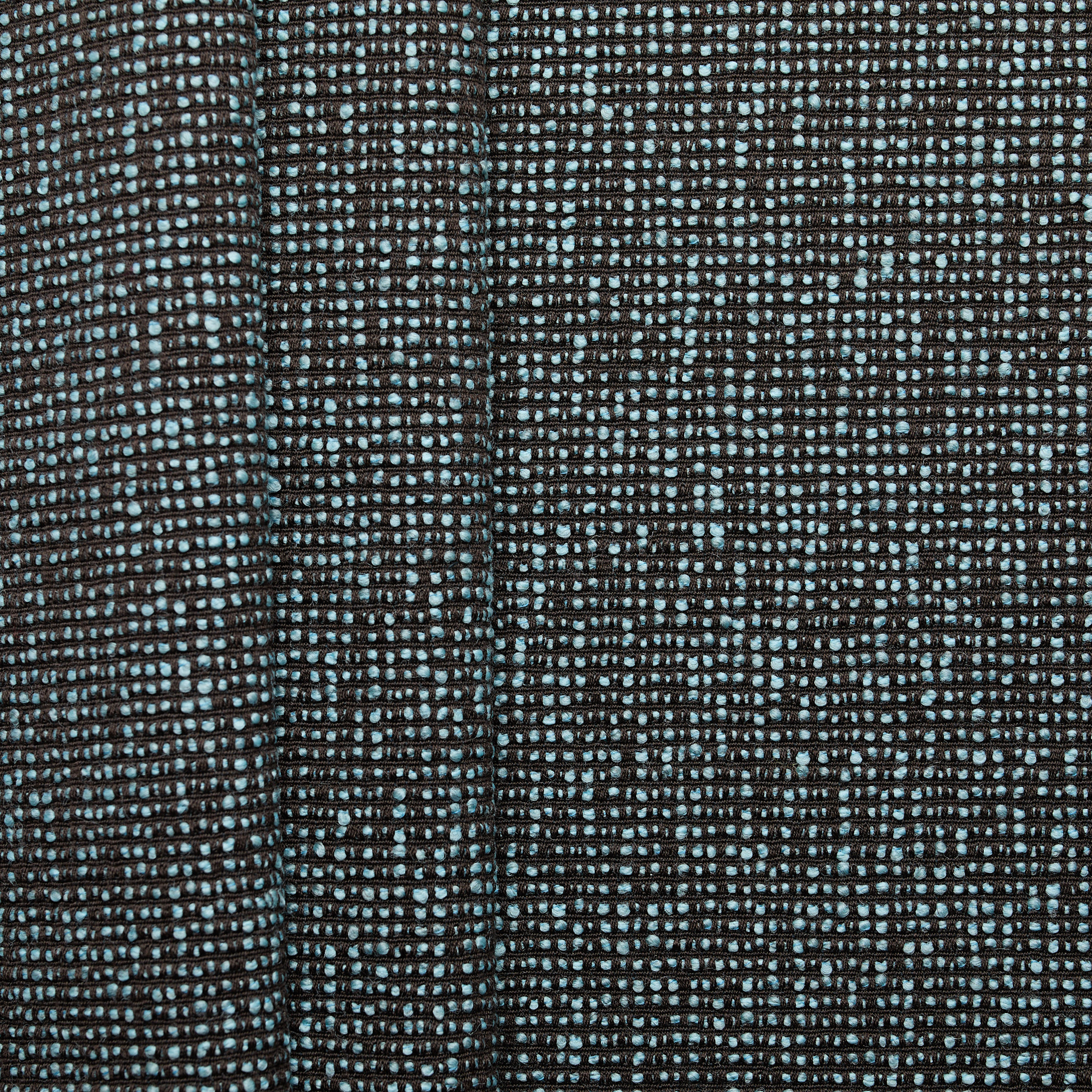 100% Wool Mammoth Jacquard - Scale