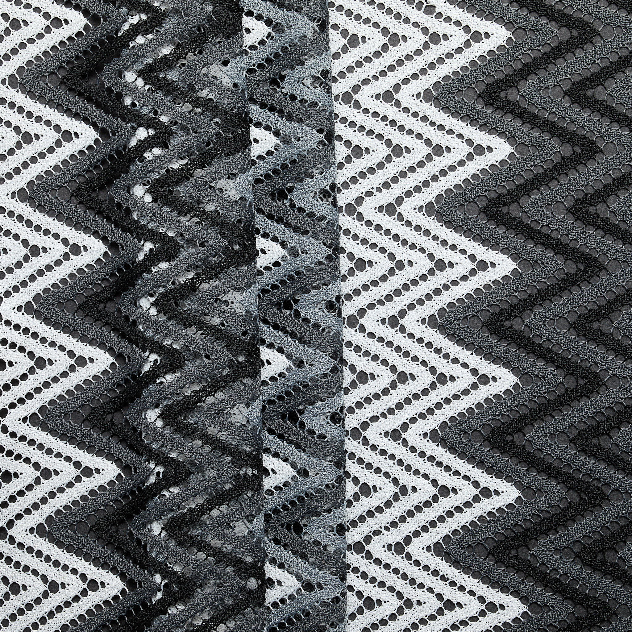 Chevron Knit - Charcoal/ Black/ White