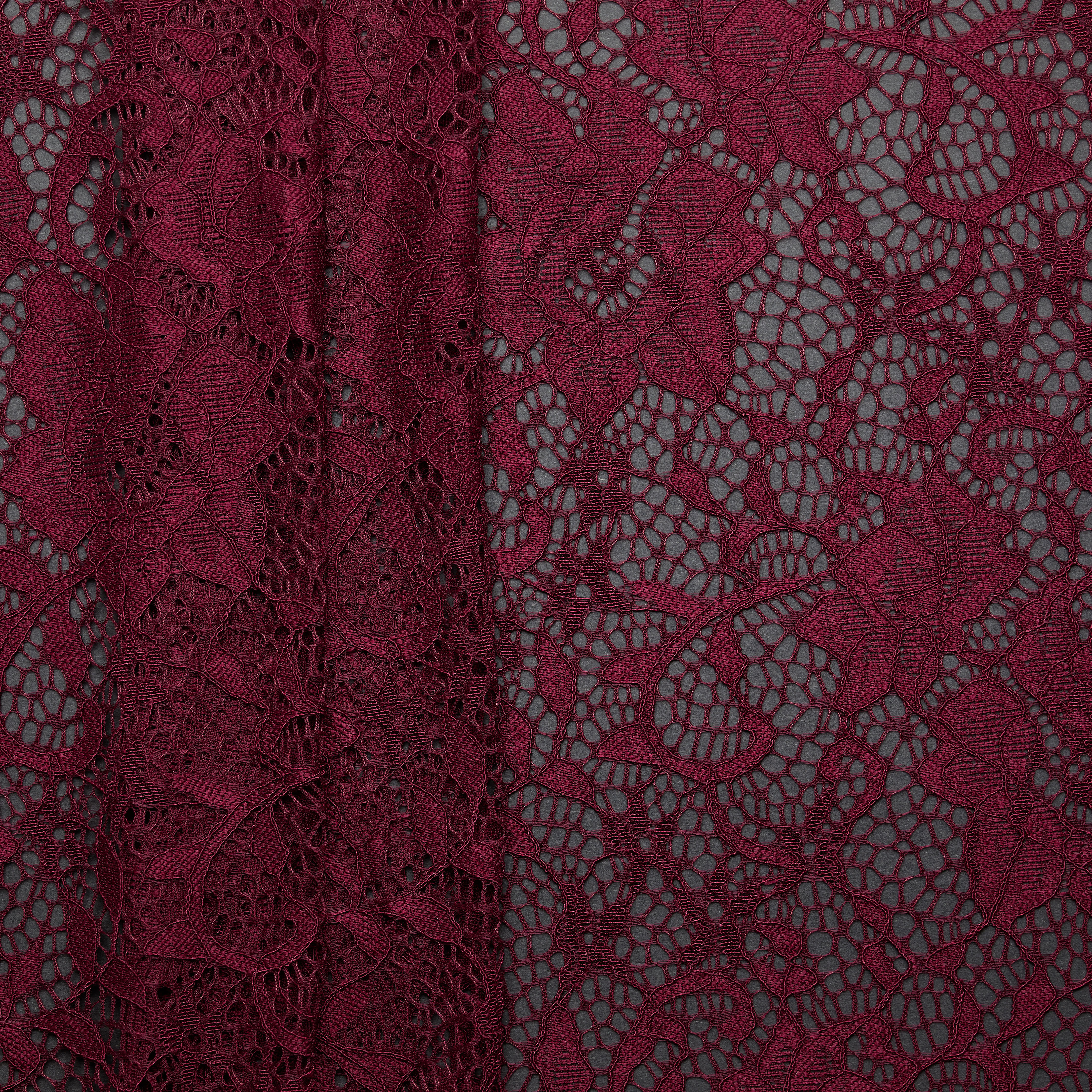 Passion Lace - Pinot